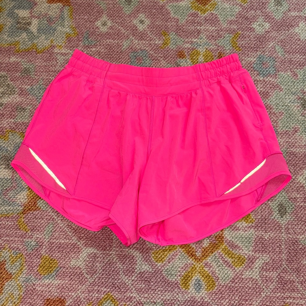 Lululemon Hotty Hot High-Rise Shorts